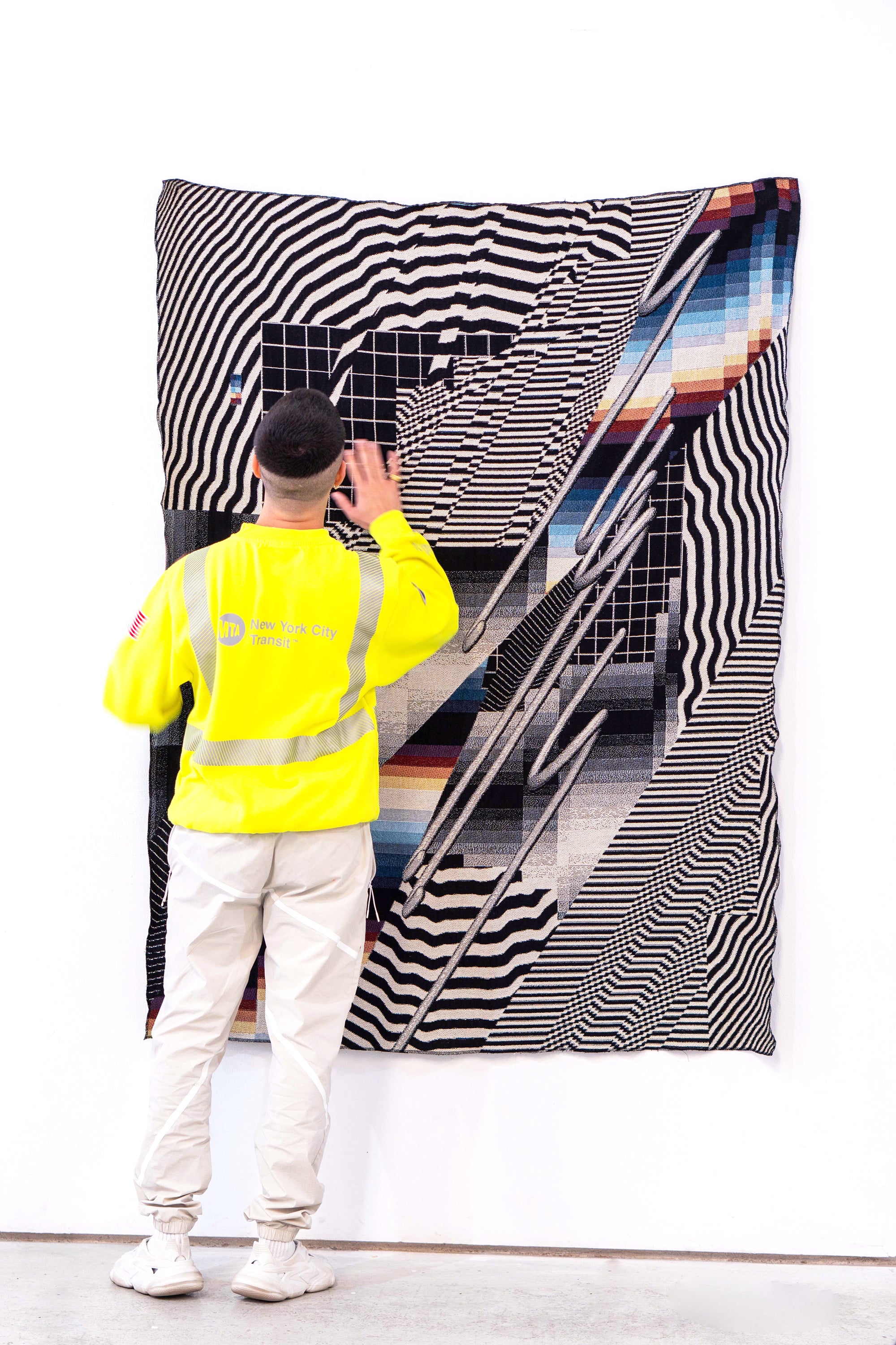 'OPTICHROMIE 137' Throw Blanket